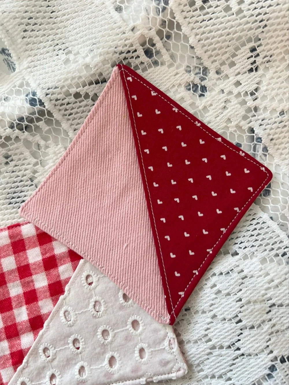 Handmade Pink Red Heart Print White Eyelet Bookmark Set